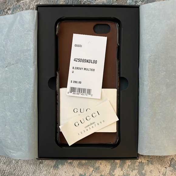 Preowned Authentic good condition Gucci iPhone 6 case - Picture 3 of 4